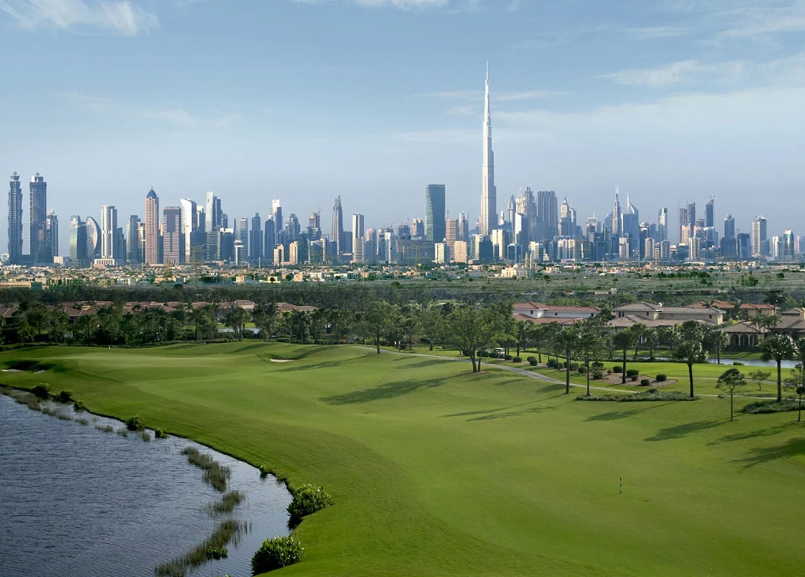 Golf Heights